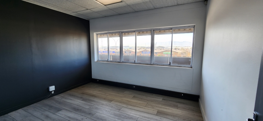 To Let Commercial Property for Rent in Montague Gardens Western Cape